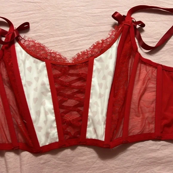 NEW Victorias Secret Dream Angels Valentine's Lace-up Corset Bra Crop Top Heart - Picture 8 of 10